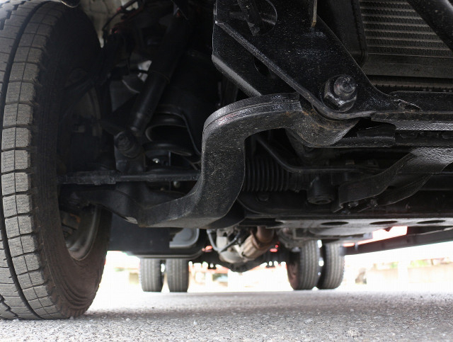 いすゞ エルフ 小型 平ボディ 2RG-NPR88AR(102494) 28枚目