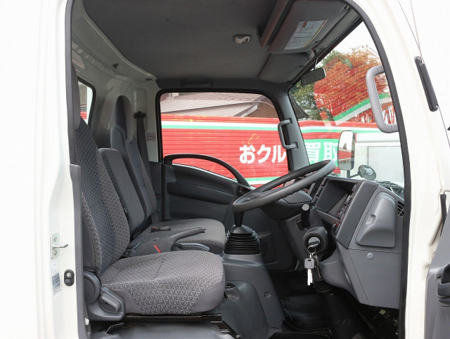 いすゞ エルフ 小型 平ボディ 2RG-NPR88AR(102494) 32枚目