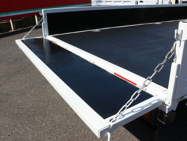 いすゞ エルフ 小型 平ボディ 2RG-NPR88AR(102495) 8枚目