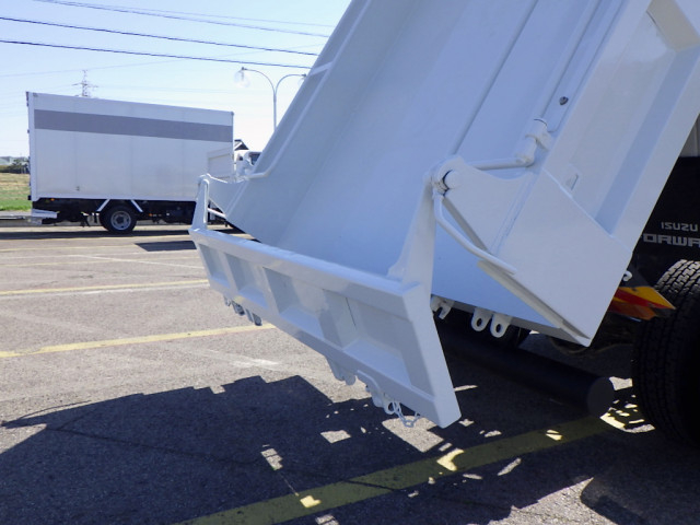 いすゞ フォワード 中型 土砂ダンプ 2PG-FRR90S1(102496) 8枚目