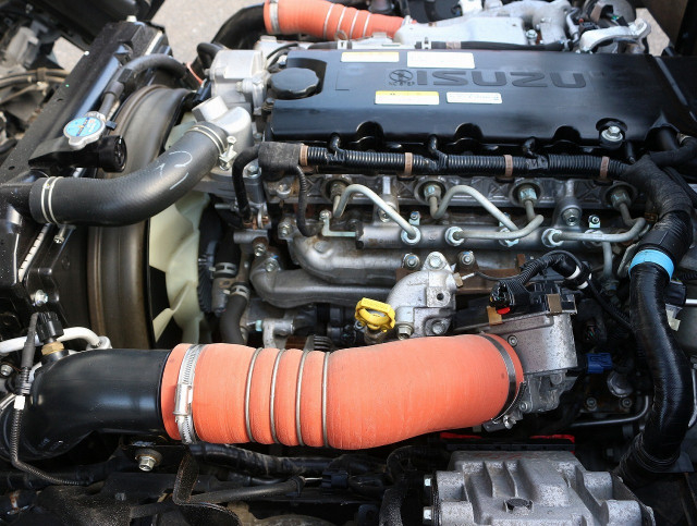 いすゞ エルフ 小型 平ボディ 2RG-NPR88AR(102495) 21枚目