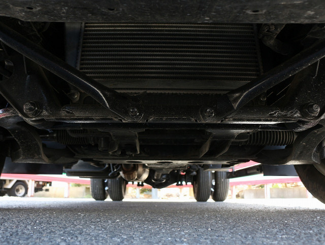 いすゞ エルフ 小型 平ボディ 2RG-NPR88AR(102495) 24枚目