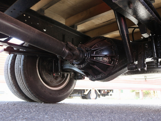 いすゞ エルフ 小型 平ボディ 2RG-NPR88AR(102495) 26枚目