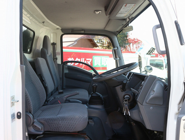 いすゞ エルフ 小型 平ボディ 2RG-NPR88AR(102495) 29枚目