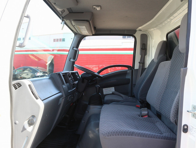 いすゞ エルフ 小型 平ボディ 2RG-NPR88AR(102495) 42枚目