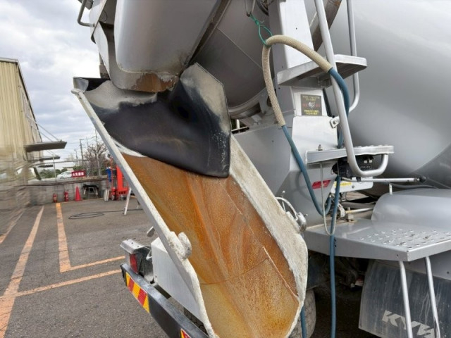 日野 レンジャー 増トン ミキサー車 2KG-FJ2ABA(102497) 12枚目