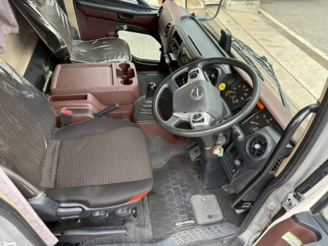 日野 レンジャー 増トン ミキサー車 2KG-FJ2ABA(102497) 27枚目