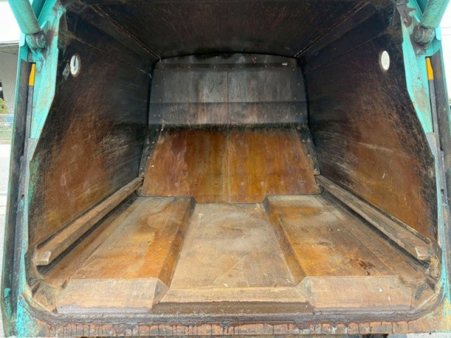 日野 デュトロ 小型 塵芥車（プレス式） 2RG-XZU605X(102500) 9枚目