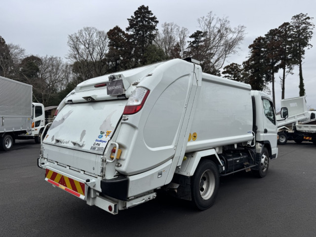 UDトラックス（日産） カゼット 小型 塵芥車（プレス式） 2PG-FEB9Y(102501) 3枚目