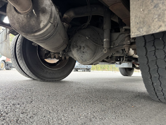 UDトラックス（日産） カゼット 小型 塵芥車（プレス式） 2PG-FEB9Y(102501) 25枚目