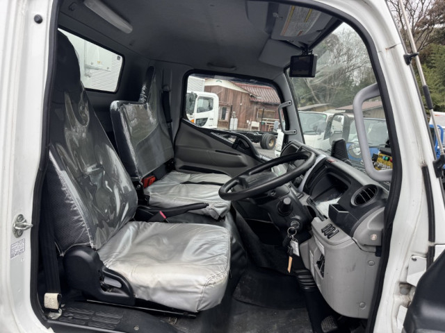 UDトラックス（日産） カゼット 小型 塵芥車（プレス式） 2PG-FEB9Y(102501) 28枚目