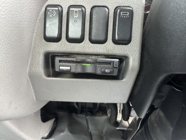 UDトラックス（日産） カゼット 小型 塵芥車（プレス式） 2PG-FEB9Y(102501) 33枚目