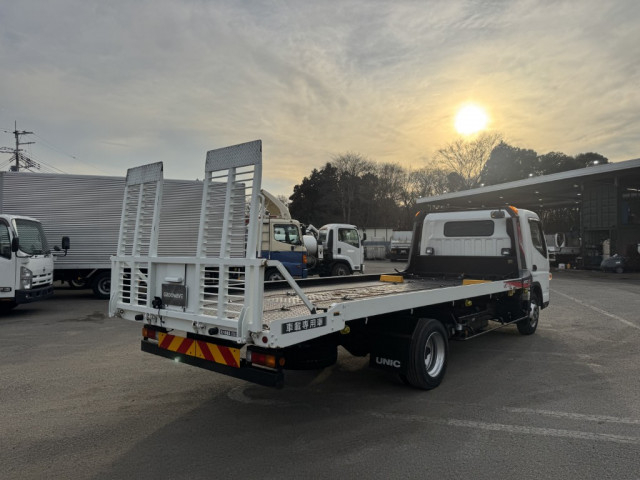 三菱ふそう キャンター 小型 キャリアカー 2PG-FEB80(102504) 3枚目