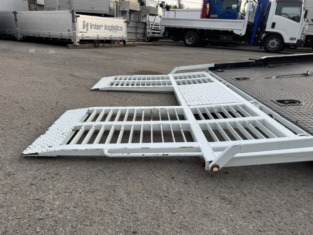 三菱ふそう キャンター 小型 キャリアカー 2PG-FEB80(102504) 12枚目