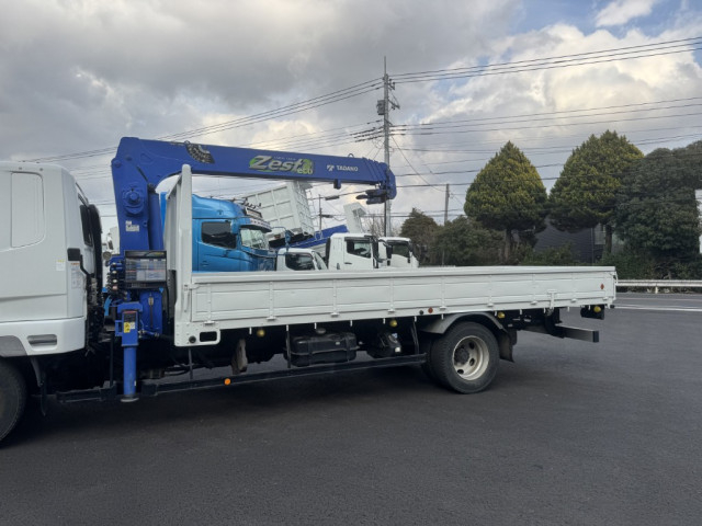 三菱ふそう ファイター 中型 平ボディ（クレーン付） 2KG-FK61F(102505) 6枚目