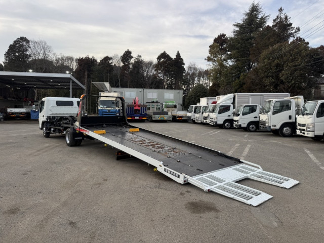 三菱ふそう キャンター 小型 キャリアカー 2PG-FEB80(102504) 15枚目