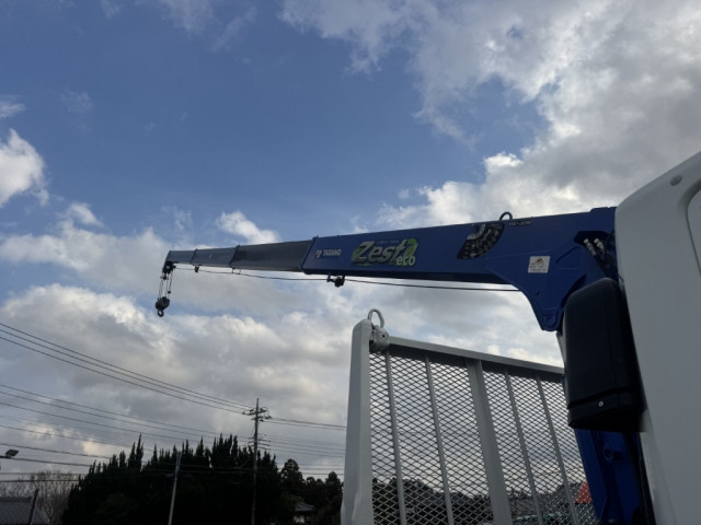 三菱ふそう ファイター 中型 平ボディ（クレーン付） 2KG-FK61F(102505) 15枚目