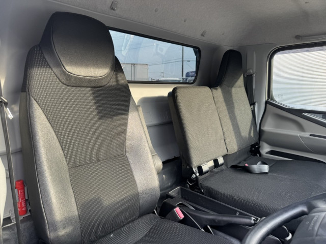 三菱ふそう キャンター 小型 キャリアカー 2PG-FEB80(102504) 29枚目