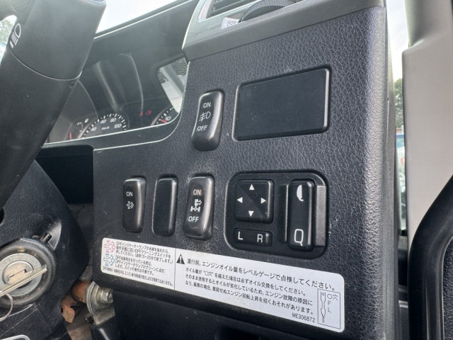 三菱ふそう ファイター 中型 平ボディ（クレーン付） 2KG-FK61F(102505) 34枚目