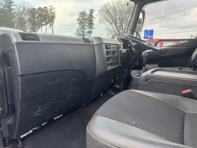 三菱ふそう ファイター 中型 平ボディ（クレーン付） 2KG-FK61F(102505) 36枚目