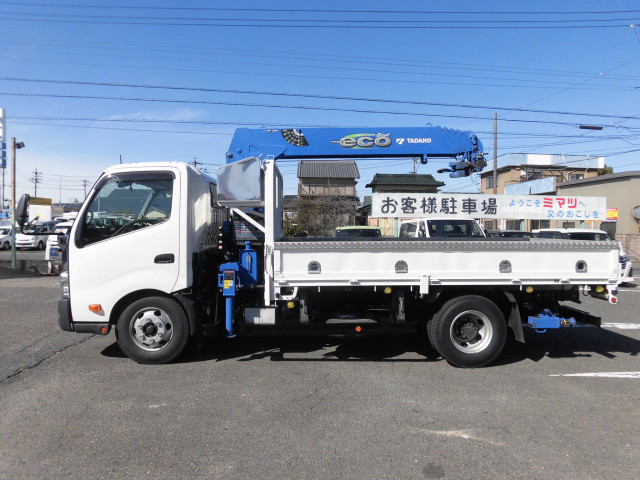 トヨタ トヨエース 小型 平ボディ（クレーン付） TKG-XZU712(102507) 6枚目