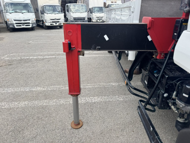 いすゞ フォワード 中型 平ボディ（クレーン付） 2RG-FRR90S2(102506) 19枚目