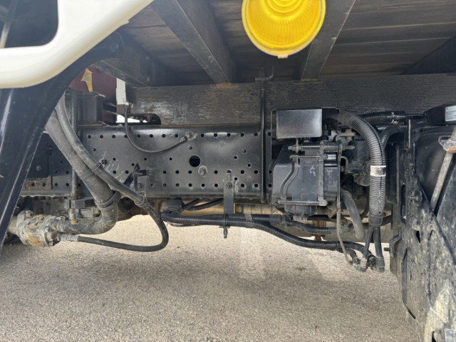 いすゞ フォワード 中型 平ボディ（クレーン付） 2RG-FRR90S2(102506) 24枚目