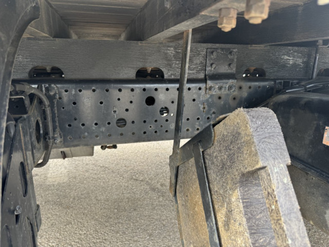 いすゞ フォワード 中型 平ボディ（クレーン付） 2RG-FRR90S2(102506) 25枚目