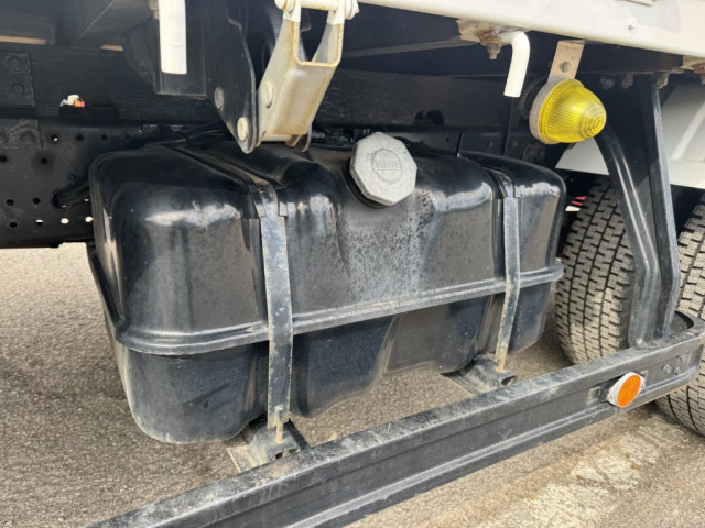 いすゞ フォワード 中型 平ボディ（クレーン付） 2RG-FRR90S2(102506) 29枚目