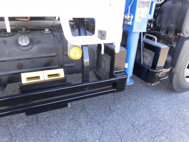 トヨタ トヨエース 小型 平ボディ（クレーン付） TKG-XZU712(102507) 24枚目