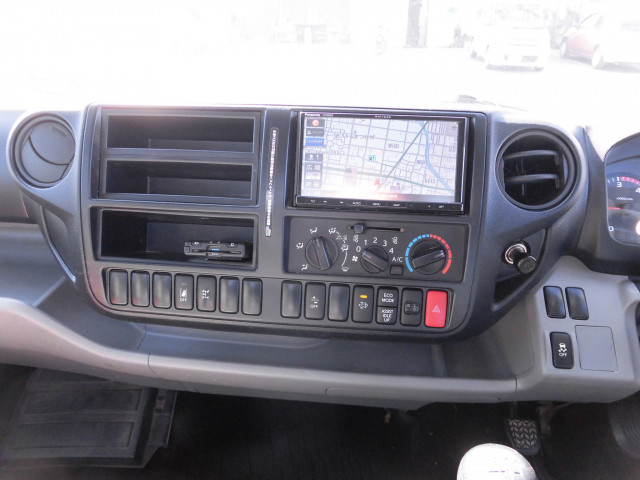 トヨタ トヨエース 小型 平ボディ（クレーン付） TKG-XZU712(102507) 37枚目