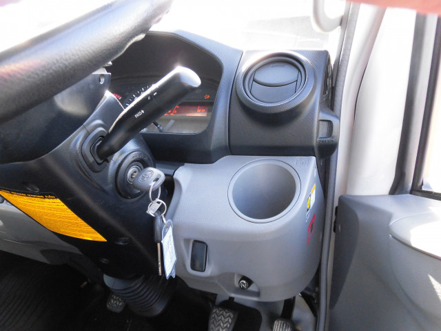 トヨタ トヨエース 小型 平ボディ（クレーン付） TKG-XZU712(102507) 38枚目