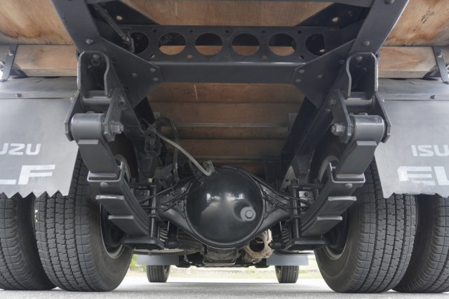 いすゞ エルフ 小型 Wキャブ TRG-NJR85A(102508) 6枚目