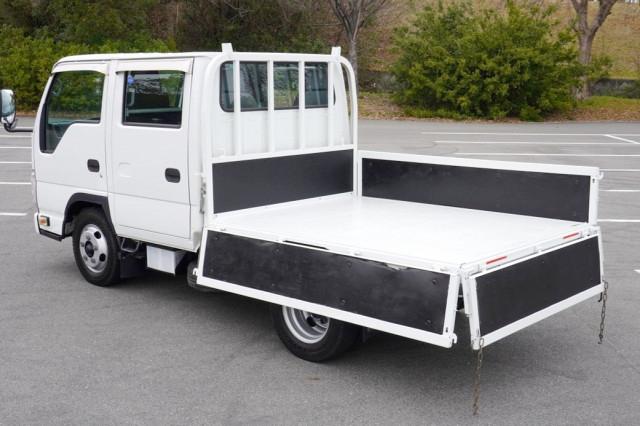 いすゞ エルフ 小型 Wキャブ TRG-NJR85A(102508) 16枚目