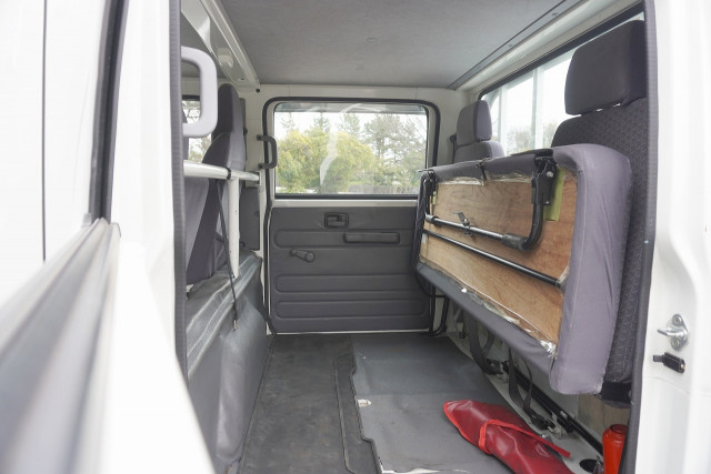 いすゞ エルフ 小型 Wキャブ TRG-NJR85A(102508) 48枚目