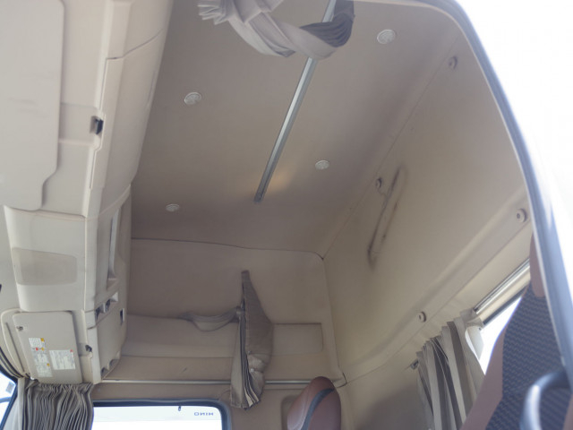 日野 プロフィア 大型 トラクタ 2DG-SH1EDGG(102511) 28枚目