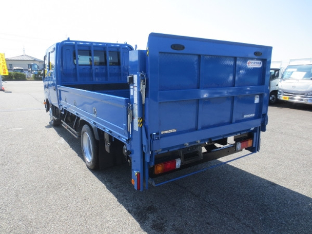 トヨタ トヨエース 小型 Wキャブ TPG-XZU710(102514) 5枚目