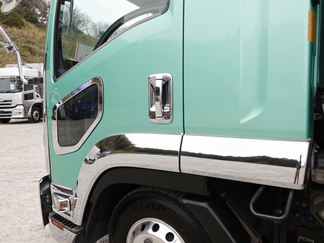 いすゞ フォワード 中型 ウィング 2RG-FRR90T2(102513) 12枚目