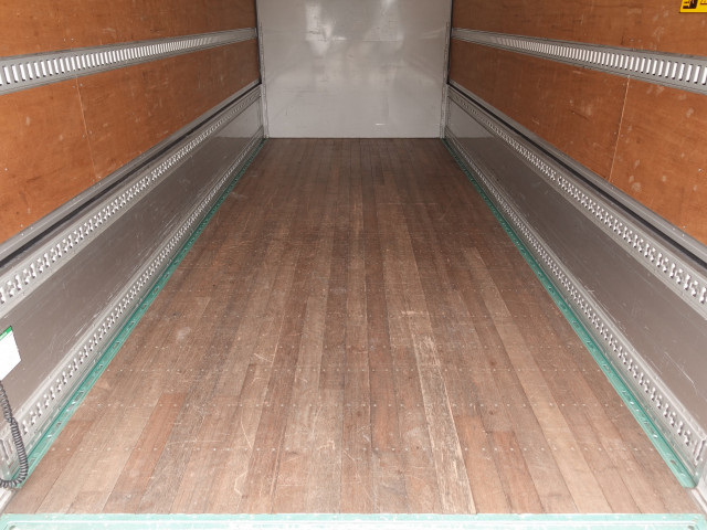 いすゞ フォワード 中型 ウィング 2RG-FRR90T2(102513) 17枚目