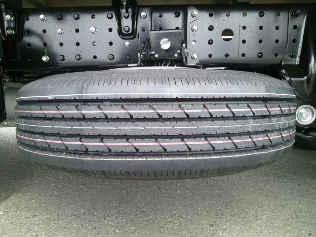 三菱ふそう キャンター 小型 平ボディ 2RG-FBA20(102526) 31枚目