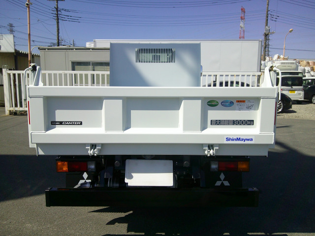 三菱ふそう キャンター 小型 土砂ダンプ 2RG-FBA60(102527) 7枚目