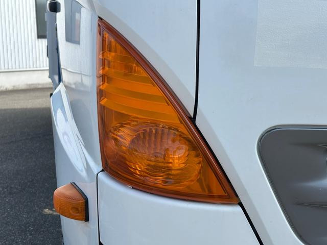 日野 レンジャー 小型 平ボディ（クレーン付） SDG-FC9JKAP(102528) 4枚目