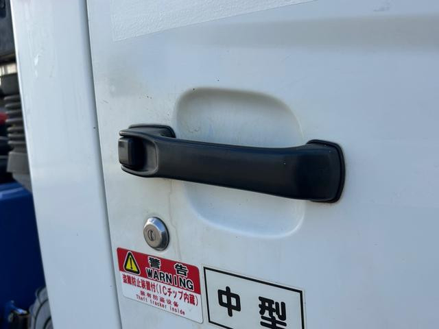 日野 レンジャー 小型 平ボディ（クレーン付） SDG-FC9JKAP(102528) 8枚目