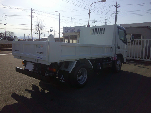 三菱ふそう キャンター 小型 土砂ダンプ 2RG-FBA60(102529) 6枚目