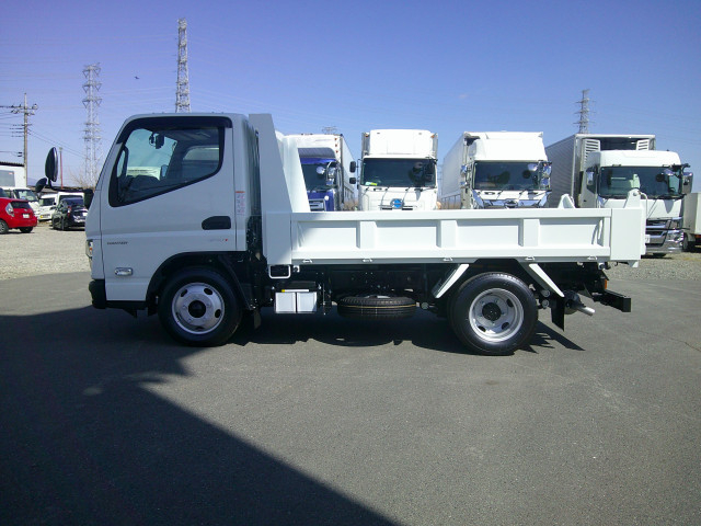 三菱ふそう キャンター 小型 土砂ダンプ 2RG-FBA60(102530) 9枚目