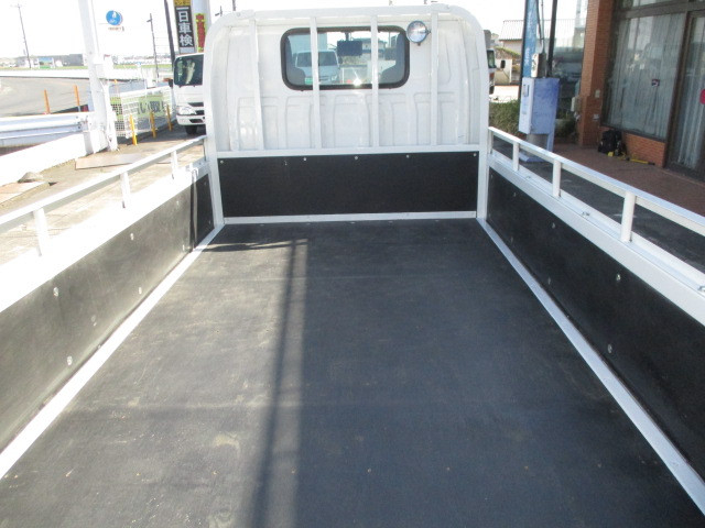 いすゞ エルフ 小型 平ボディ TRG-NJR85A(102532) 3枚目