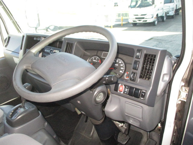 いすゞ エルフ 小型 平ボディ TRG-NJR85A(102532) 9枚目