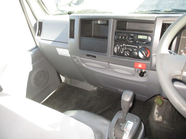 いすゞ エルフ 小型 平ボディ TRG-NJR85A(102532) 10枚目