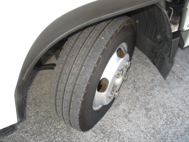 いすゞ エルフ 小型 平ボディ TRG-NJR85A(102532) 13枚目