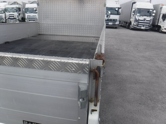 三菱ふそう キャンター 小型 平ボディ（クレーン付） TPG-FEB50(102531) 26枚目